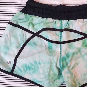 Lululemon Tracker Short size 4